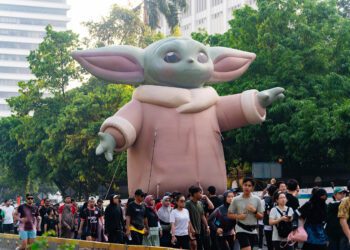 Start Wars The Mandalorian & Grogu